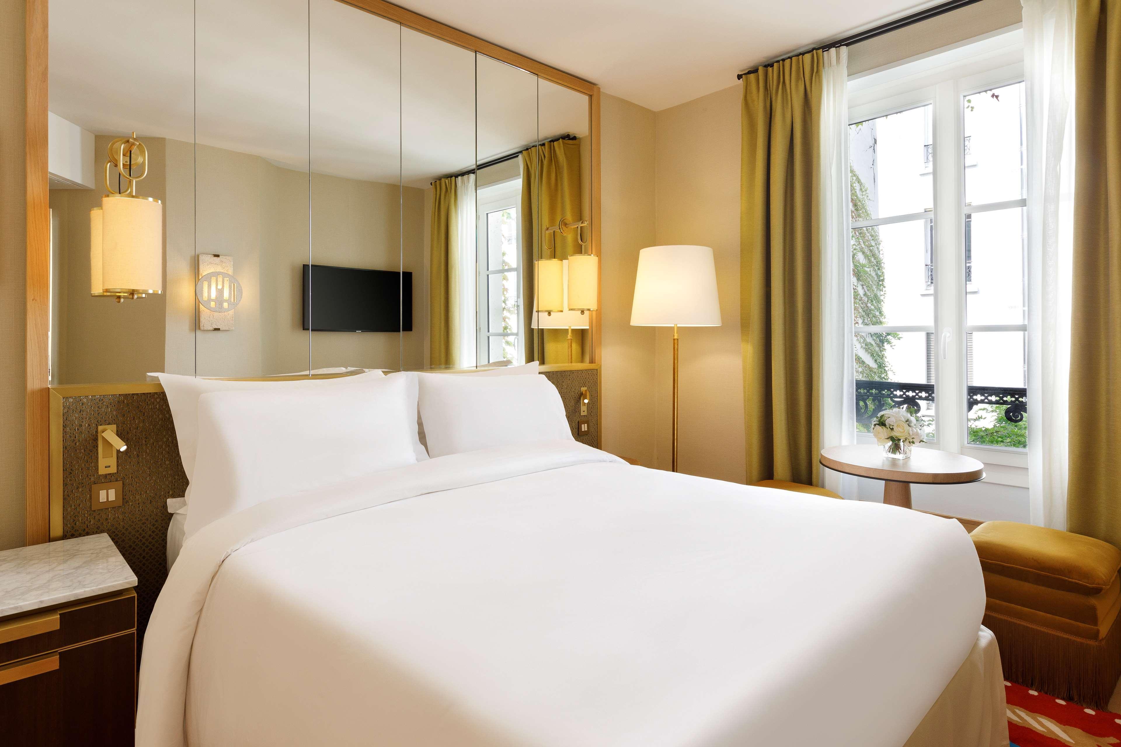 Le Belgrand Hotel Paris Champs Elysees Екстериор снимка