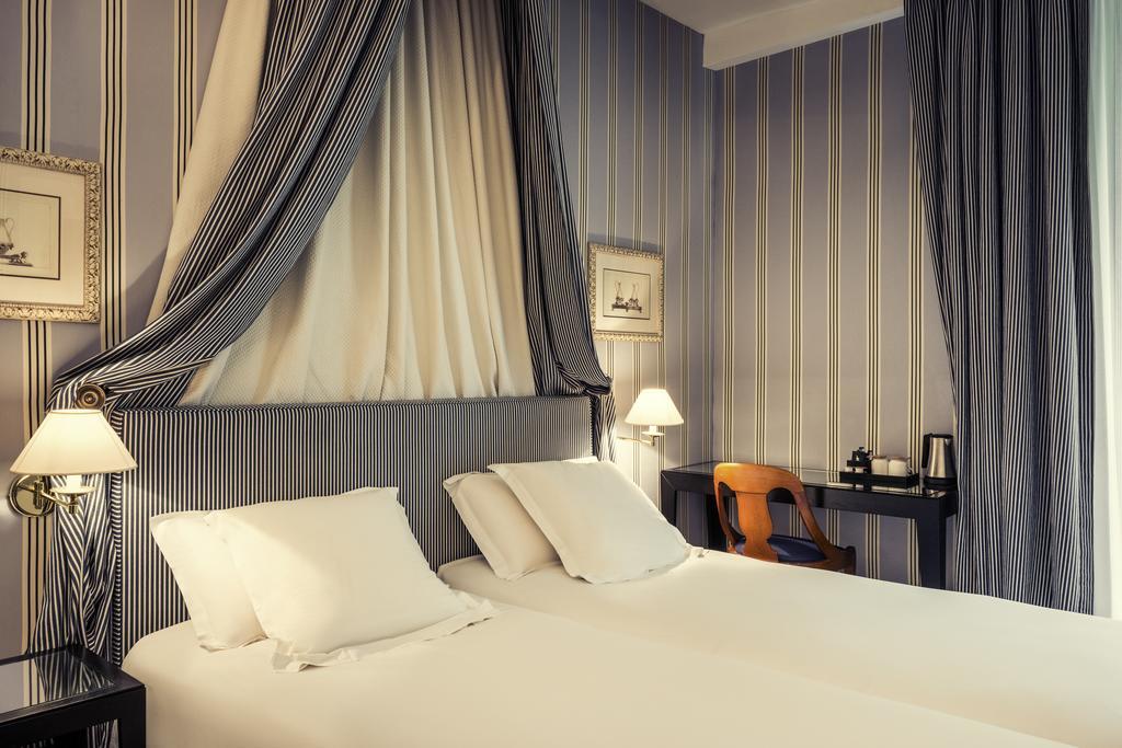 Le Belgrand Hotel Paris Champs Elysees Екстериор снимка