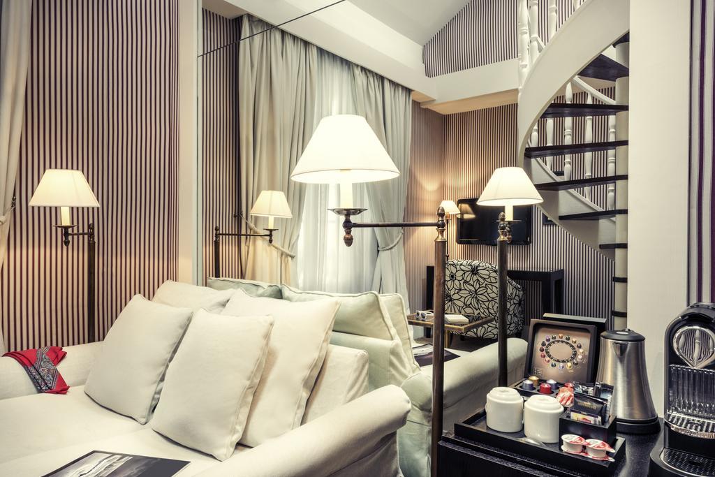 Le Belgrand Hotel Paris Champs Elysees, Tapestry By Hilton Екстериор снимка
