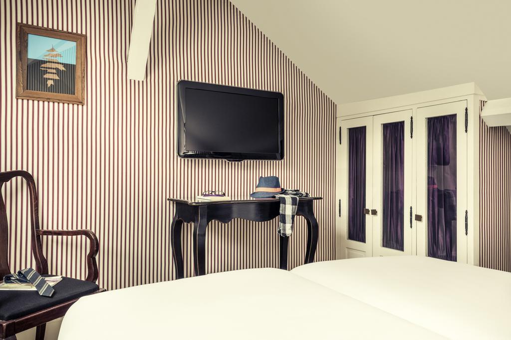 Le Belgrand Hotel Paris Champs Elysees, Tapestry By Hilton Екстериор снимка